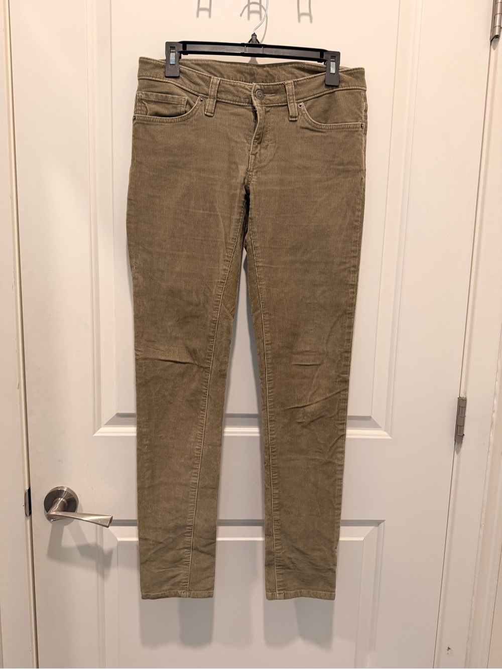 Patagonia Organic Cotton
Corduroy Skinny Pants Size M